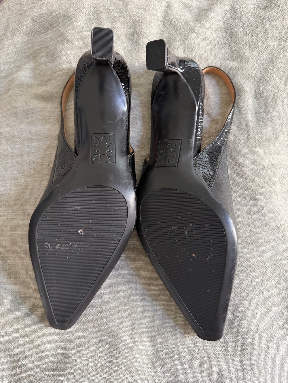 Naturalizer: Black Leather Pointed Slingback Heels - Picture 3 of 5